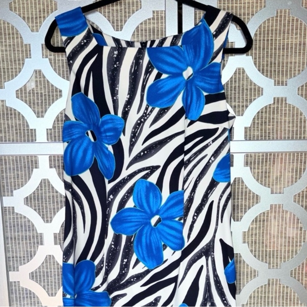 AGB Black and White Zebra Print Resort Sheath Dress